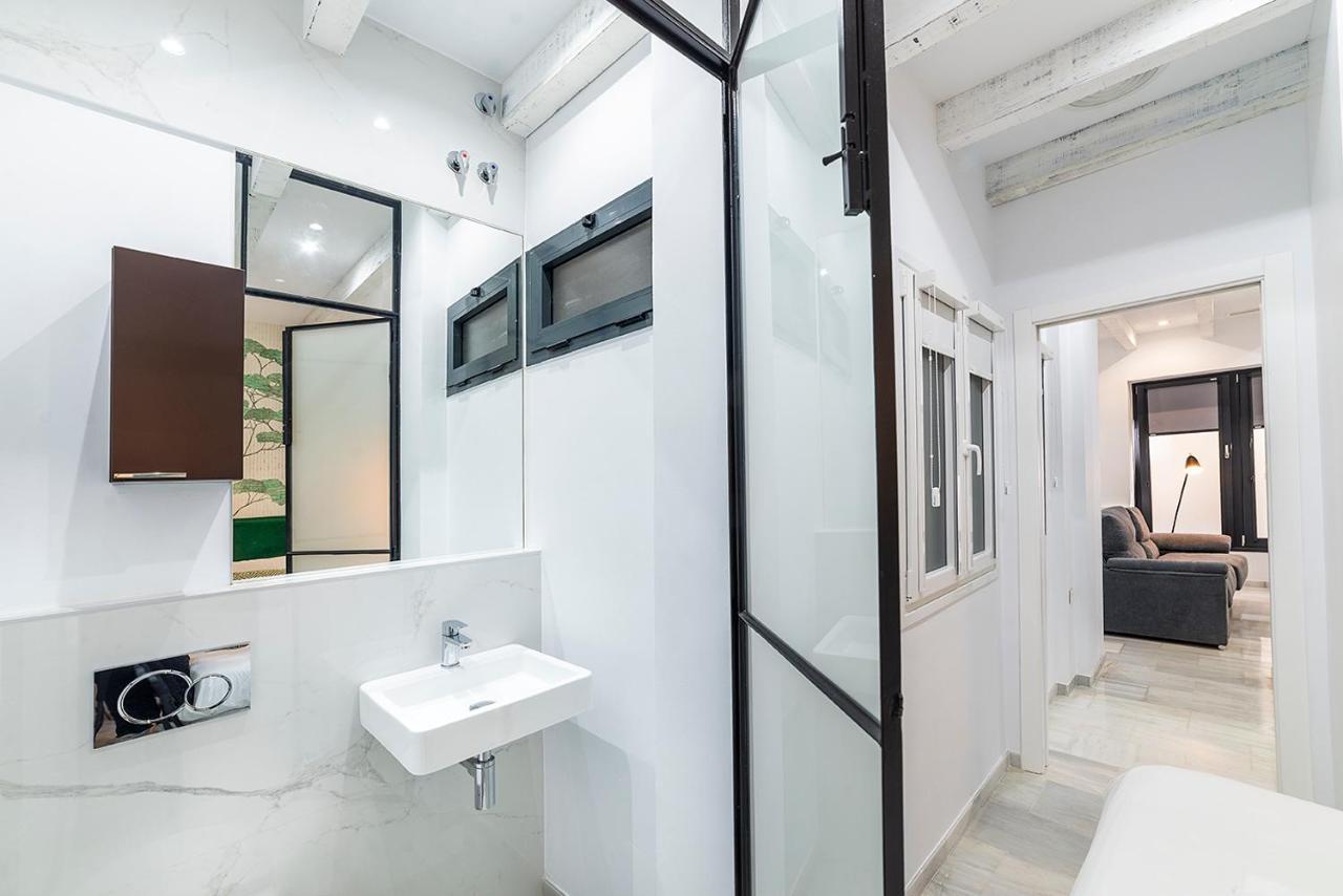 Alohamundi F&G Apartment Seville Exterior photo